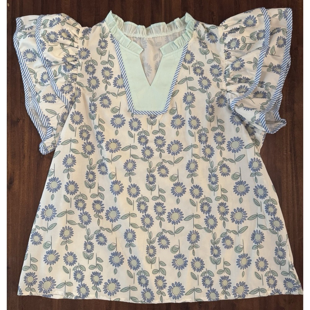 The More The Merrier Green and Blue Floral Flutter Sleeve Size Large